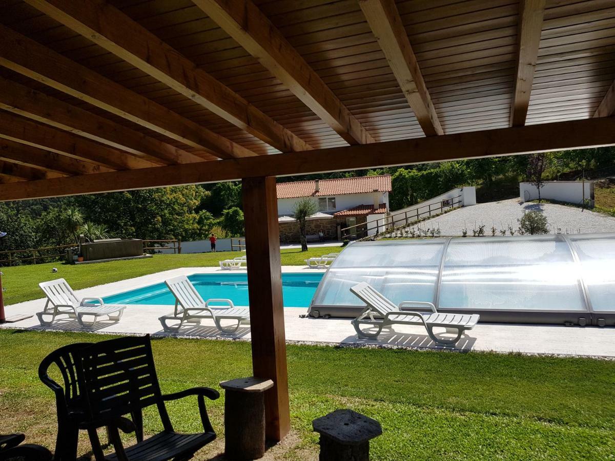 Quinta Da Tormenta -14 Pessoas- Cabeceiras De Basto 2 Casas E Piscina Privada Villa Buitenkant foto